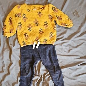 BOGO🎀 Floral Quilted Top with Jean Leggings